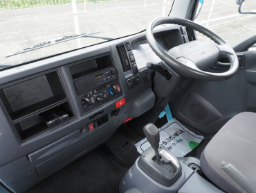 いすゞ エルフ 平ボディ 小型 TKG-NLR85AR 年式 H26[写真22]