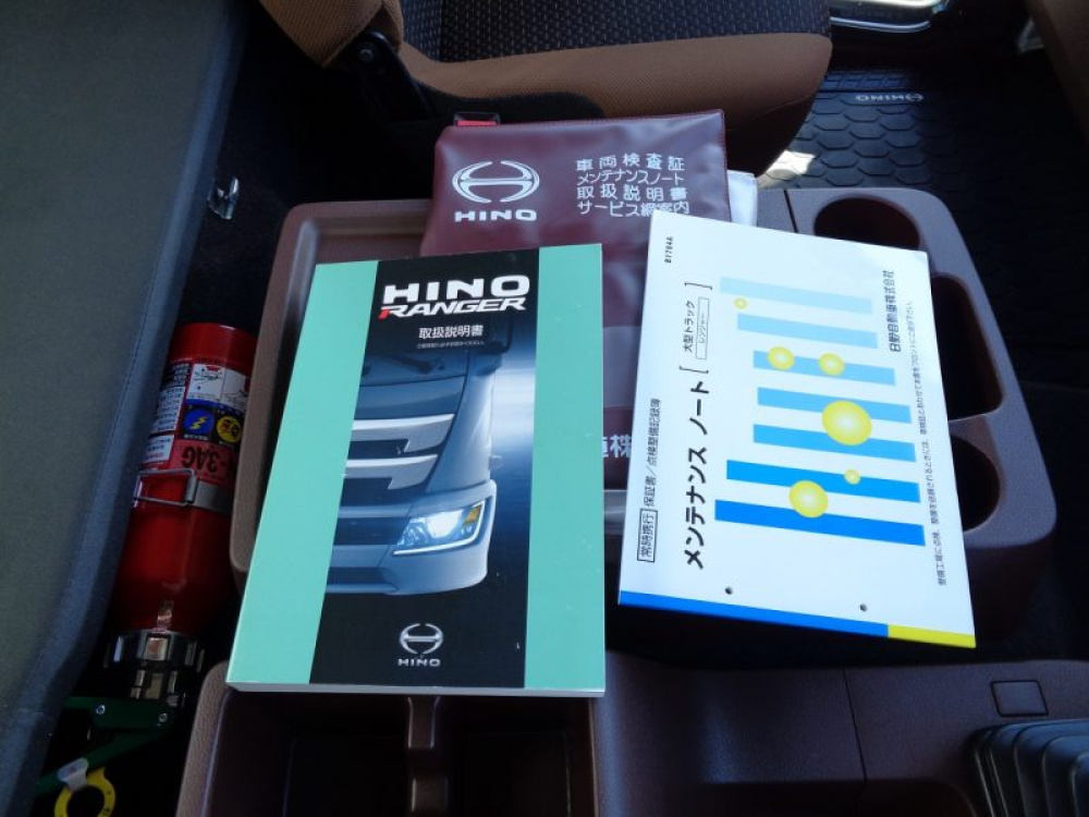 日野 レンジャー 冷凍バン 中増t 2KG-GD2ABA 年式 R3[写真17]