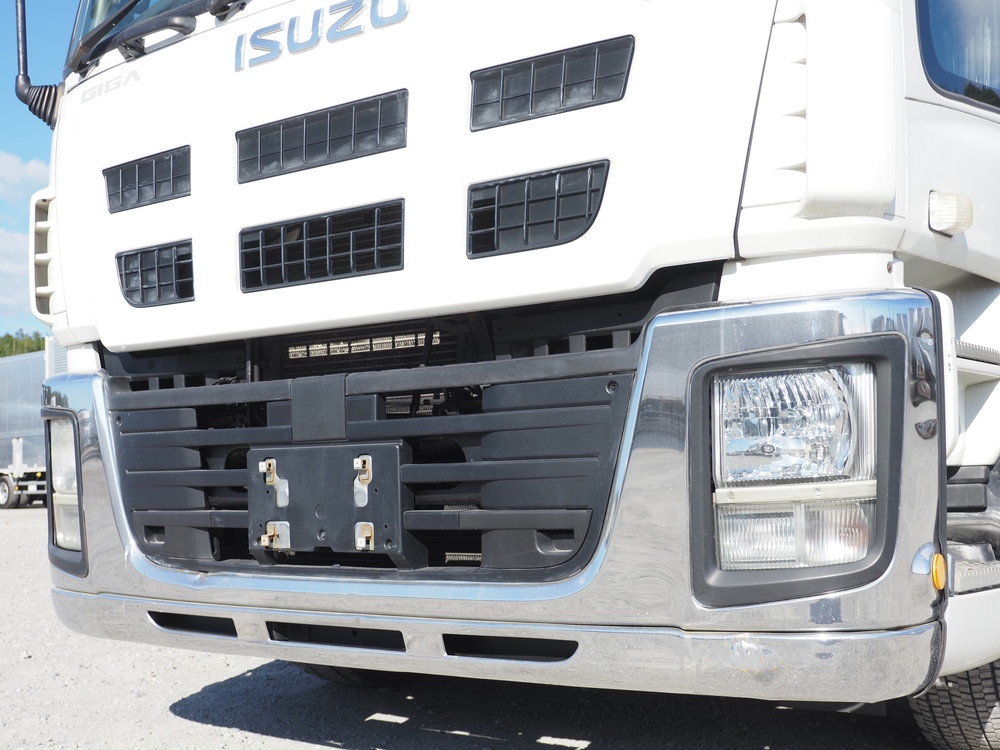 いすゞ ギガ 冷凍ウイング 大型 QKG-CYL77A 年式 H26[写真08]