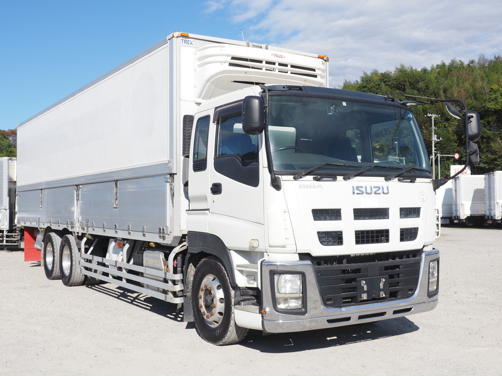 いすゞ ギガ 冷凍ウイング 大型 QKG-CYL77A 年式 H26[写真04]