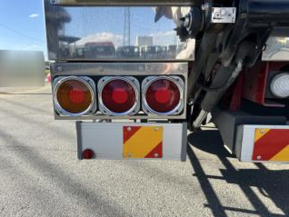 UDトラックス クオン ウイング車 大型 QKG-CG5ZA 年式 H25[写真36]