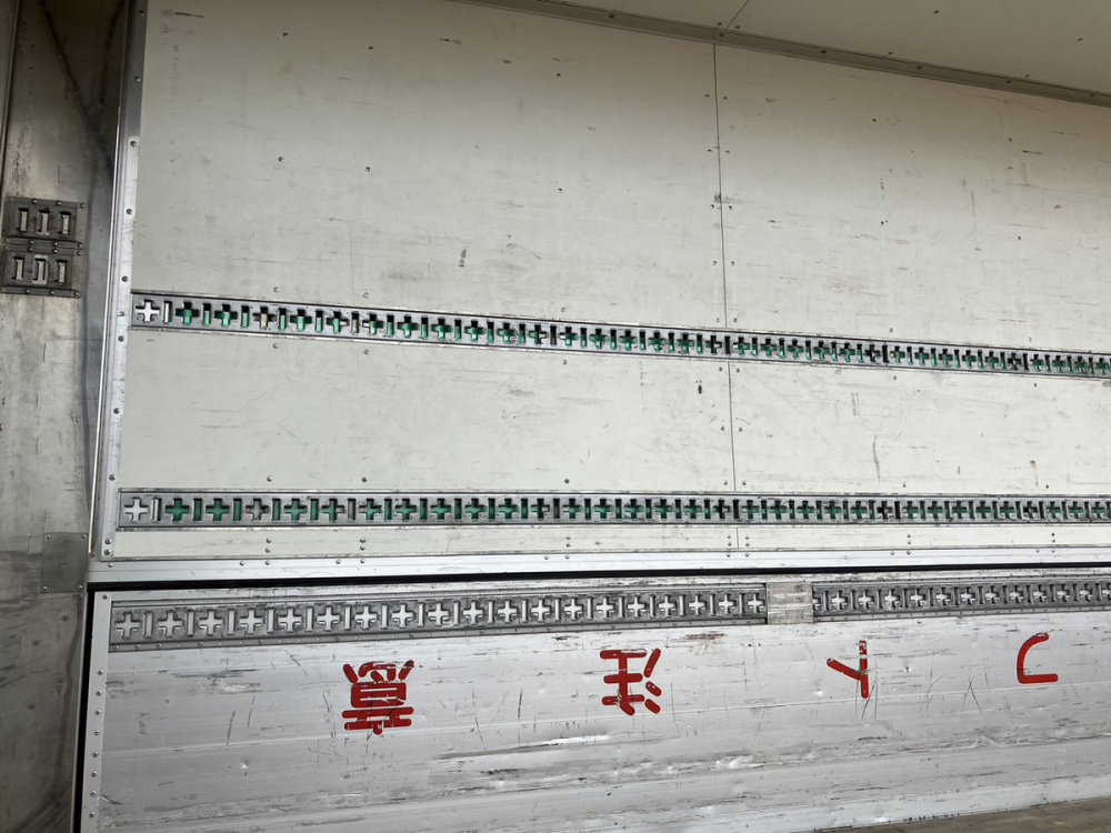 UDトラックス クオン ウイング車 大型 QKG-CG5ZA 年式 H25[写真20]