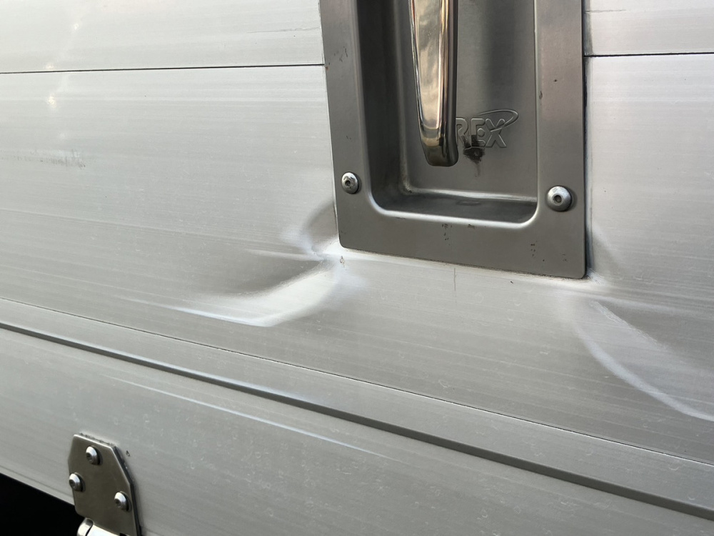 UDトラックス クオン ウイング車 大型 QKG-CG5ZA 年式 H25[写真12]