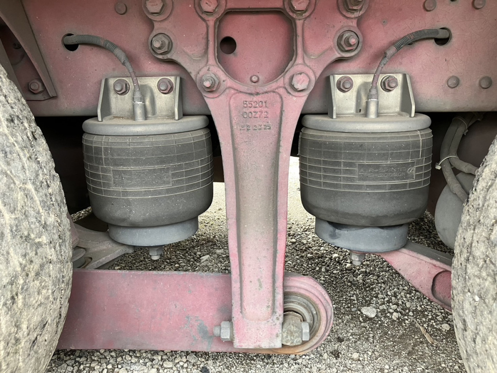 UDトラックス クオン ウイング車 大型 QKG-CG5ZA 年式 H25[写真34]