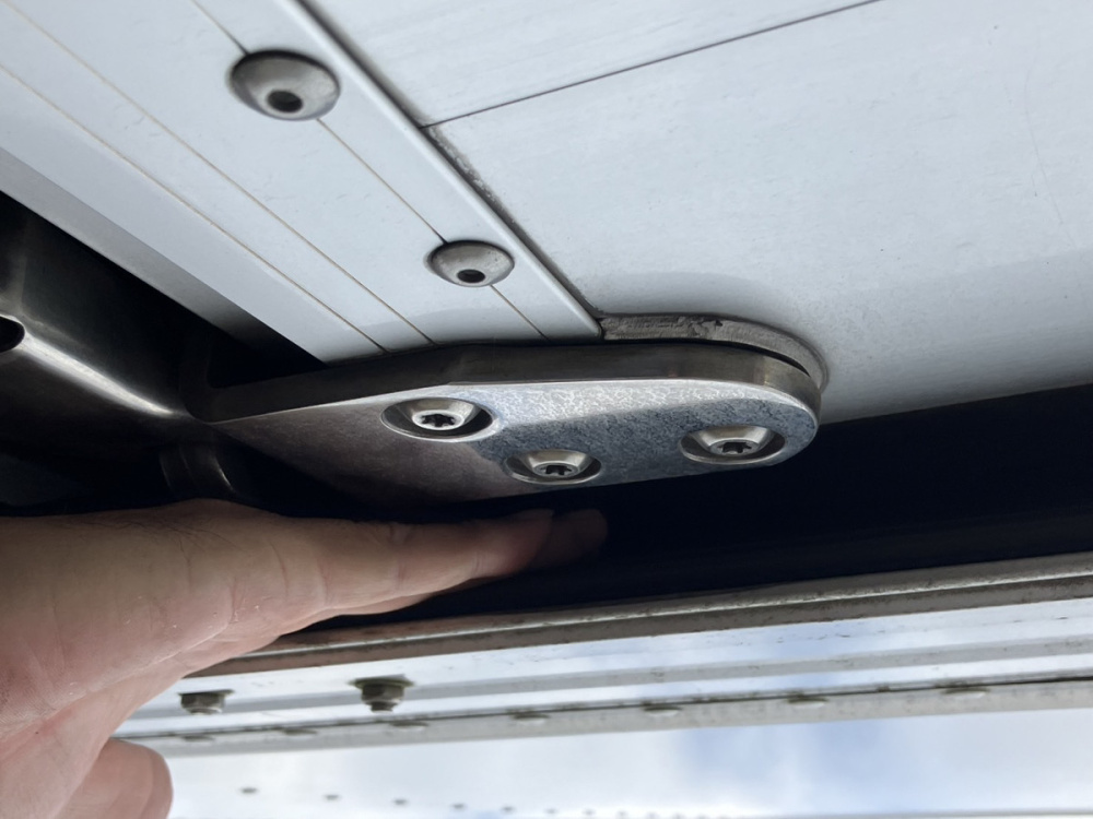 UDトラックス クオン ウイング車 大型 QKG-CG5ZA 年式 H25[写真11]