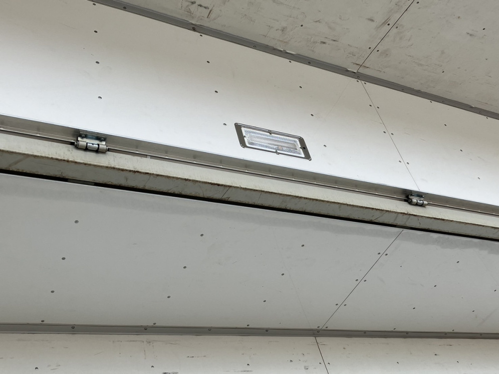 UDトラックス クオン ウイング車 大型 QKG-CG5ZA 年式 H25[写真25]