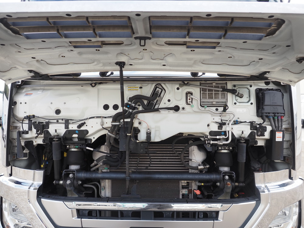 UDトラックス  トラクタ 大型 2PG-GK5AAB 年式 R2[写真40]