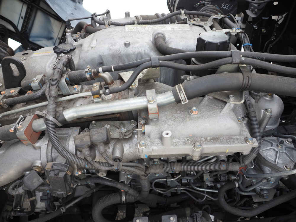 いすゞ ギガ ウイング車 大型 2PG-CYJ77C 年式 R1[写真48]