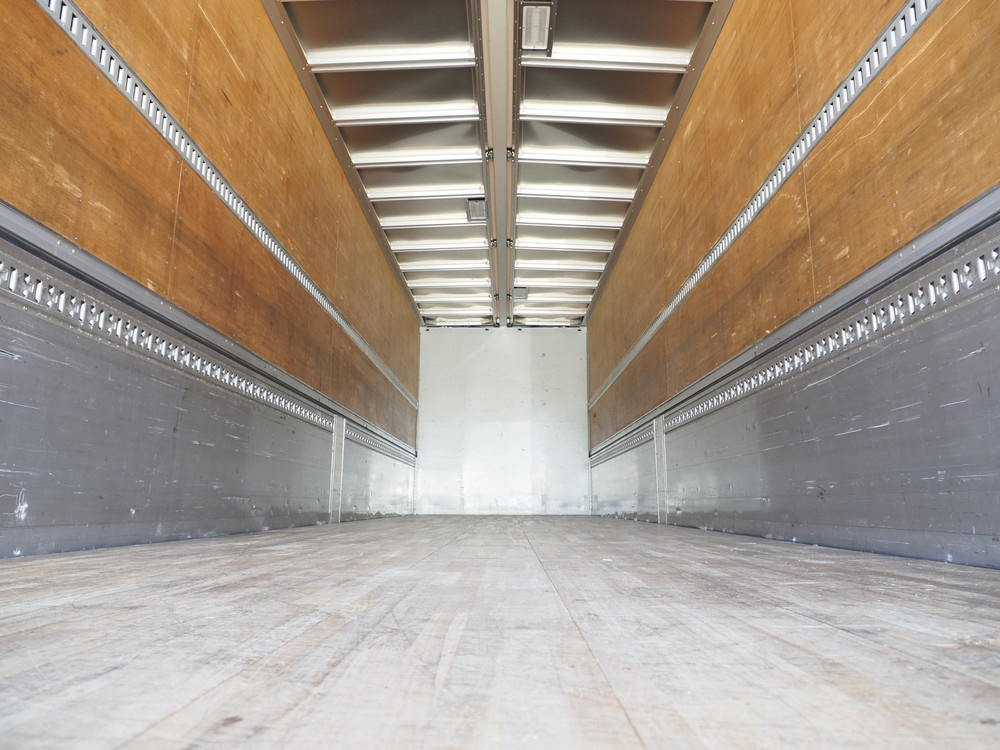 いすゞ ギガ ウイング車 大型 2PG-CYJ77C 年式 R1[写真28]