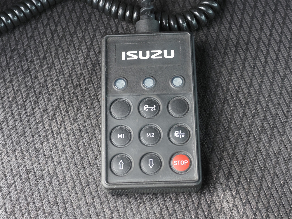 いすゞ ギガ ウイング車 大型 2PG-CYJ77C 年式 R1[写真38]