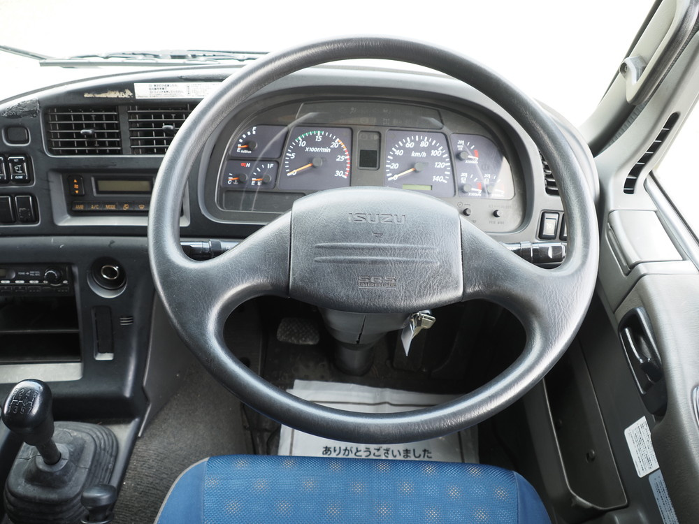 いすゞ ギガ ウイング車 大型 QKG-CYJ77A 年式 H27[写真31]