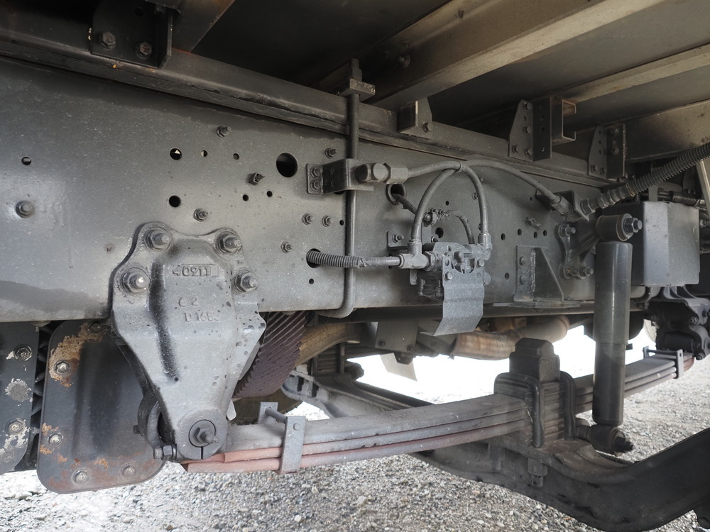 いすゞ ギガ ウイング車 大型 QKG-CYJ77A 年式 H27[写真45]