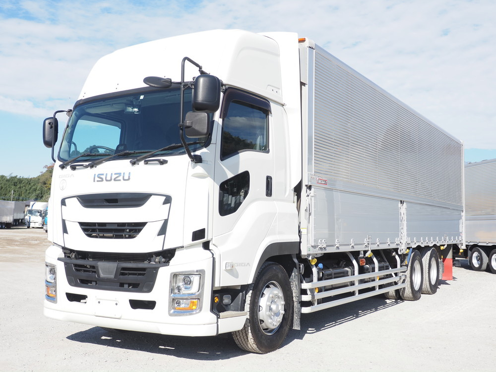いすゞ ギガ ウイング車 大型 2PG-CYL77C 年式 R2[写真01]