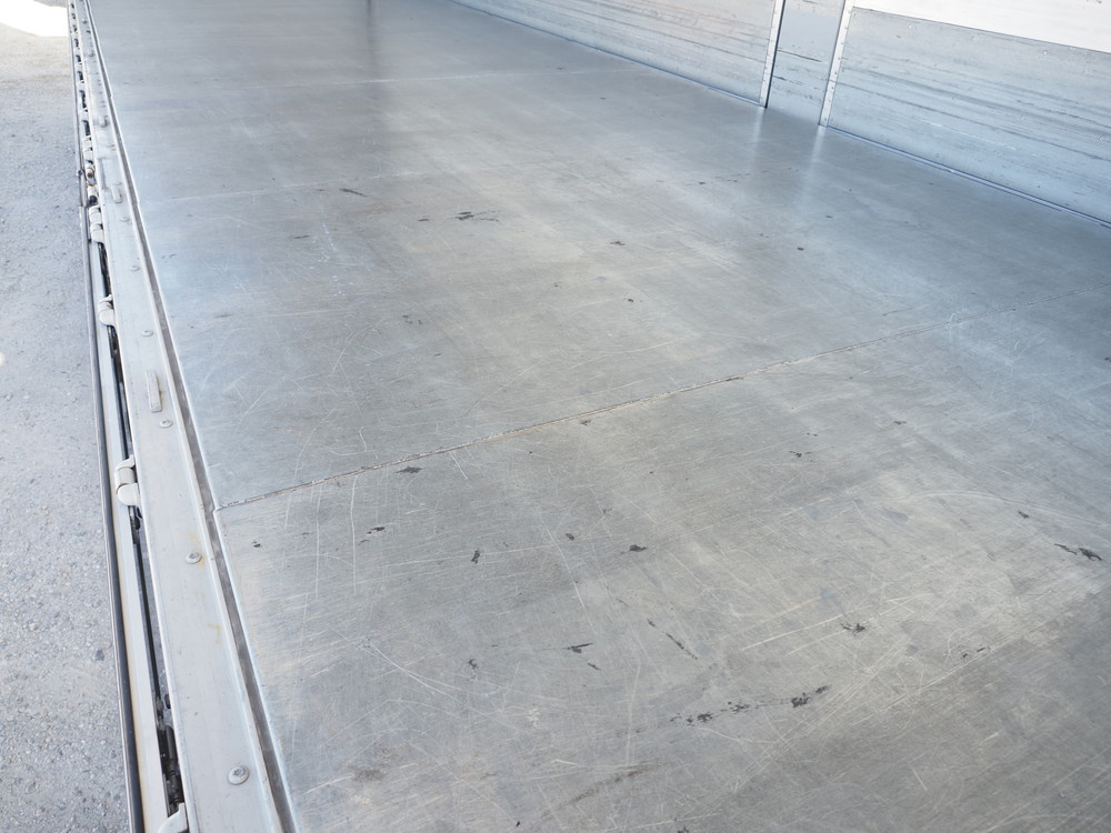 いすゞ ギガ ウイング車 大型 2PG-CYL77C 年式 R2[写真24]