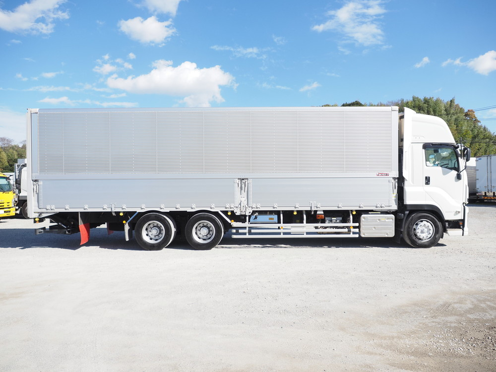 いすゞ ギガ ウイング車 大型 2PG-CYL77C 年式 R2[写真09]