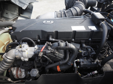 UDトラックス クオン トラクタ 大型 2PG-GK5XAAD 年式 R2[写真41]