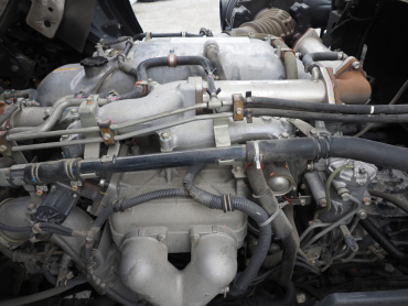 いすゞ ギガ 冷凍バン 大型 QKG-CYL77A 年式 H25[写真40]