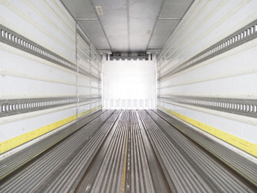 いすゞ ギガ 冷凍バン 大型 QKG-CYL77A 年式 H25[写真19]