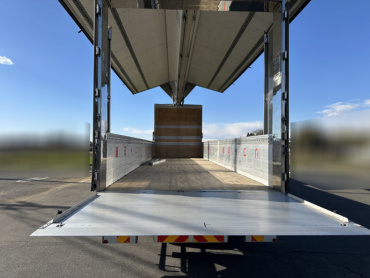 UDトラックス クオン ウイング車 大型 QKG-CG5ZA 年式 H25 [写真15]