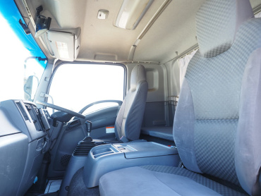 いすゞ フォワード ウイング車 中型 TKG-FRR90S2 年式 H28[写真39]