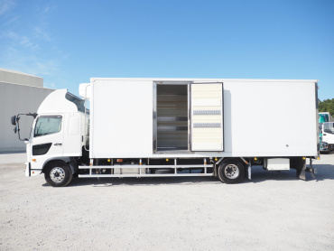 日野 レンジャープロ 冷凍バン 中増t 2KG-GD2ABG 年式 R1[写真15]