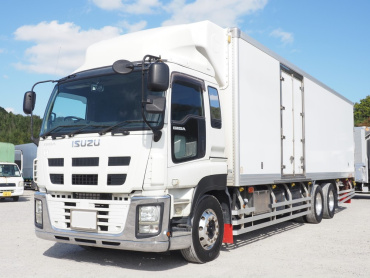 いすゞ ギガ 冷凍バン 大型 QKG-CYL77A 年式 H25[写真01]