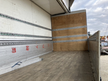 UDトラックス クオン ウイング車 大型 QKG-CG5ZA 年式 H25 [写真16]