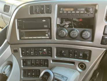 UDトラックス クオン ウイング車 大型 QKG-CG5ZA 年式 H25 [写真32]