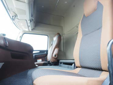 日野 プロフィア ウイング車 大型 2DG-FW1AHG 年式 R1[写真41]