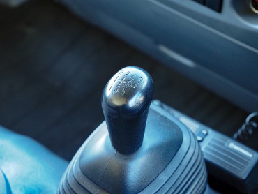 いすゞ エルフ バン車 小型 TKG-NMR85AN 年式 H25[写真20]