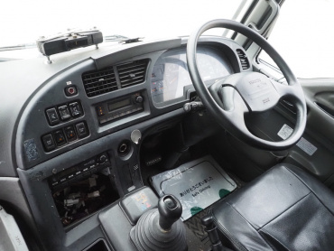 いすゞ ギガ ウイング車 大型 QKG-CYJ77A 年式 H27[写真31]