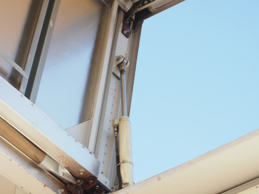 日野 プロフィア ウイング車 大型 LDG-FW1EXBG 年式 H22[写真18]