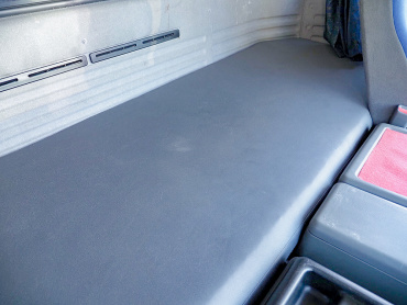 いすゞ ギガ ウイング車 大型 QKG-CYJ77A 年式 H27[写真36]