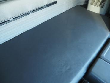 いすゞ ギガ ウイング車 大型 LKG-CYJ77A 年式 H23[写真34]