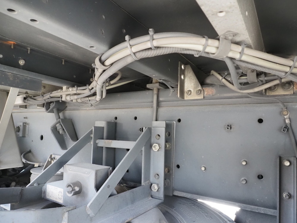 いすゞ ギガ ウイング車 大型 QKG-CYJ77B 年式 H29[写真47]