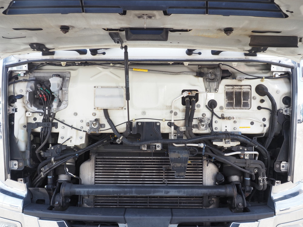 いすゞ ギガ ウイング車 大型 QKG-CYJ77B 年式 H29[写真52]