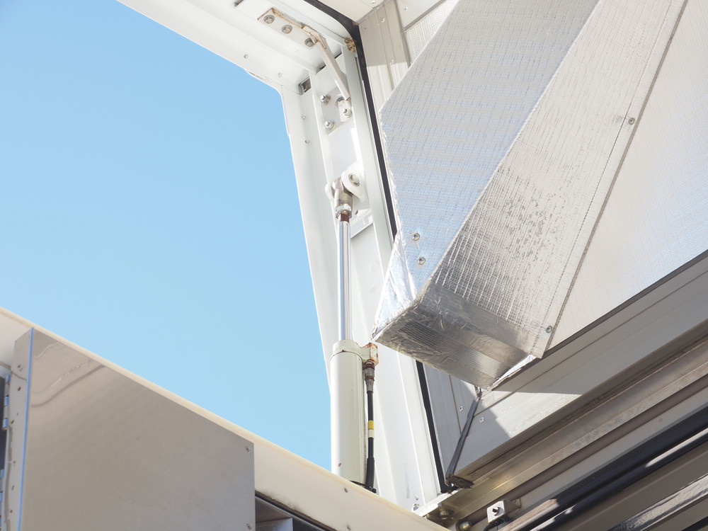 日野 プロフィア 冷凍ウイング 大型 2DG-FR1AHG 年式 R1[写真12]