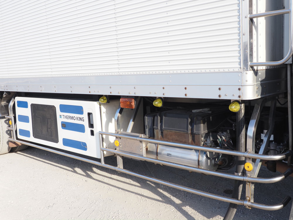 三菱ふそう スーパーグレート 冷凍バン 大型 BDG-FU54JZ 年式 H22[写真12]