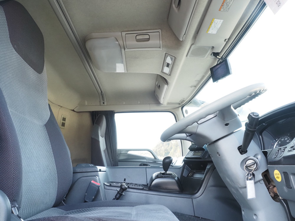 三菱ふそう スーパーグレート 冷凍バン 大型 BDG-FU54JZ 年式 H22[写真29]