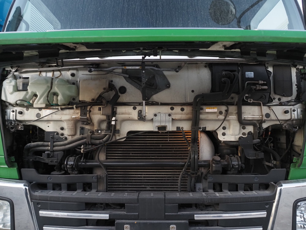 いすゞ ギガ ウイング車 大型 QKG-CYJ77A 年式 H27[写真49]