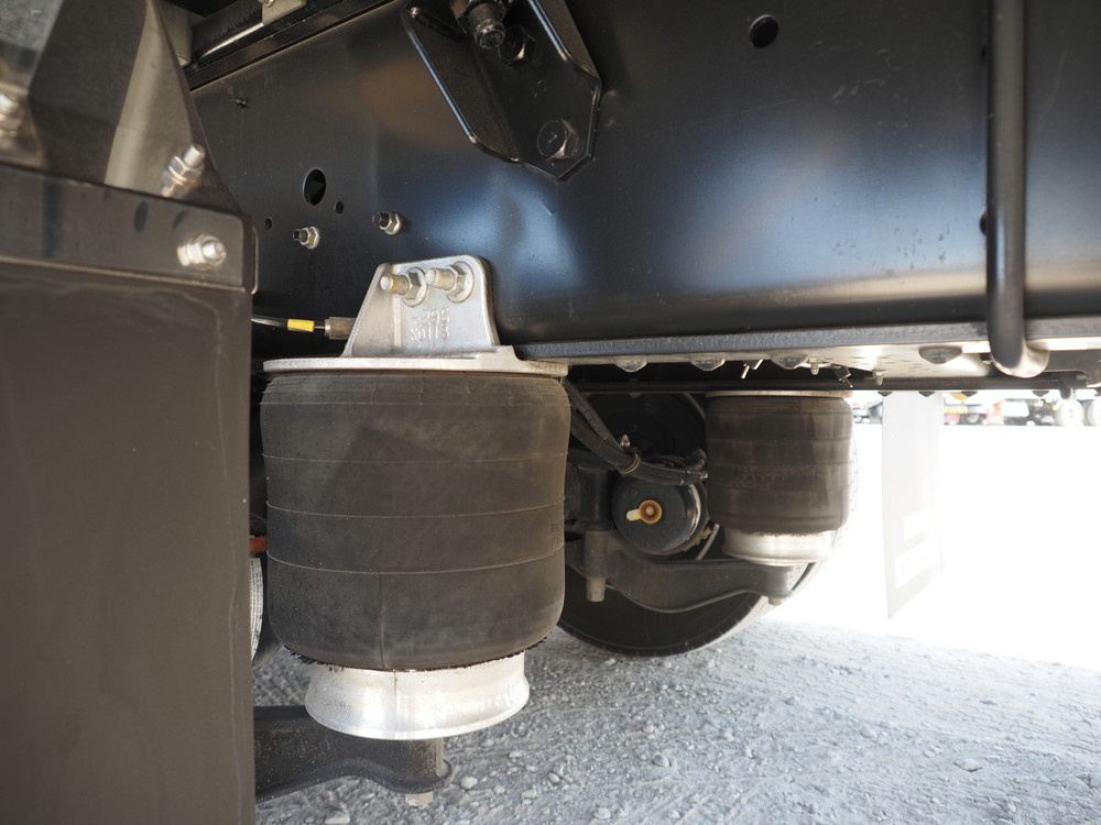 いすゞ ギガ ウイング車 大型 2PG-CYJ77C 年式 R4[写真40]