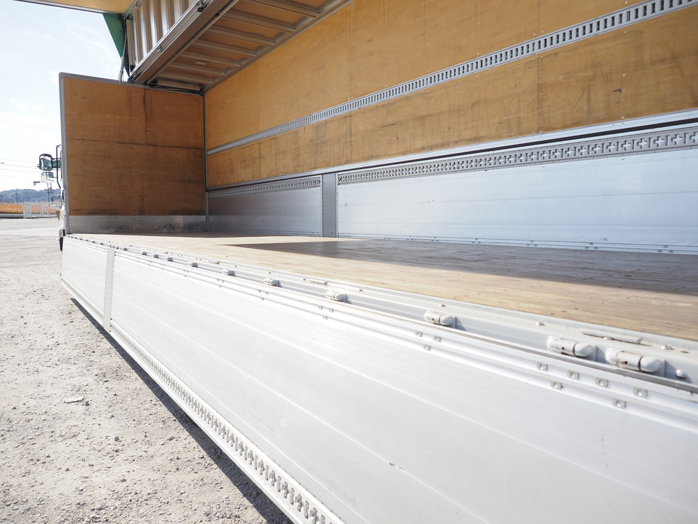 いすゞ ギガ ウイング車 大型 2PG-CYJ77C 年式 R4[写真19]