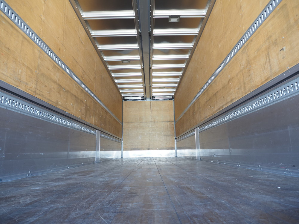 いすゞ ギガ ウイング車 大型 2PG-CYJ77C 年式 R4[写真25]