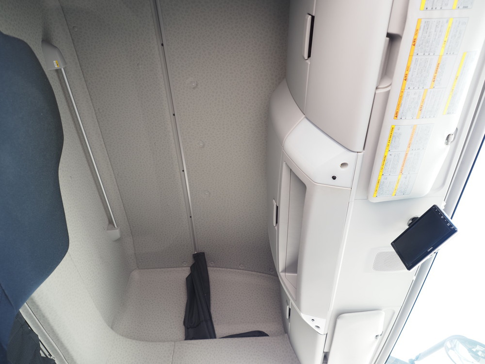 いすゞ ギガ ウイング車 大型 2PG-CYJ77C 年式 R4[写真37]