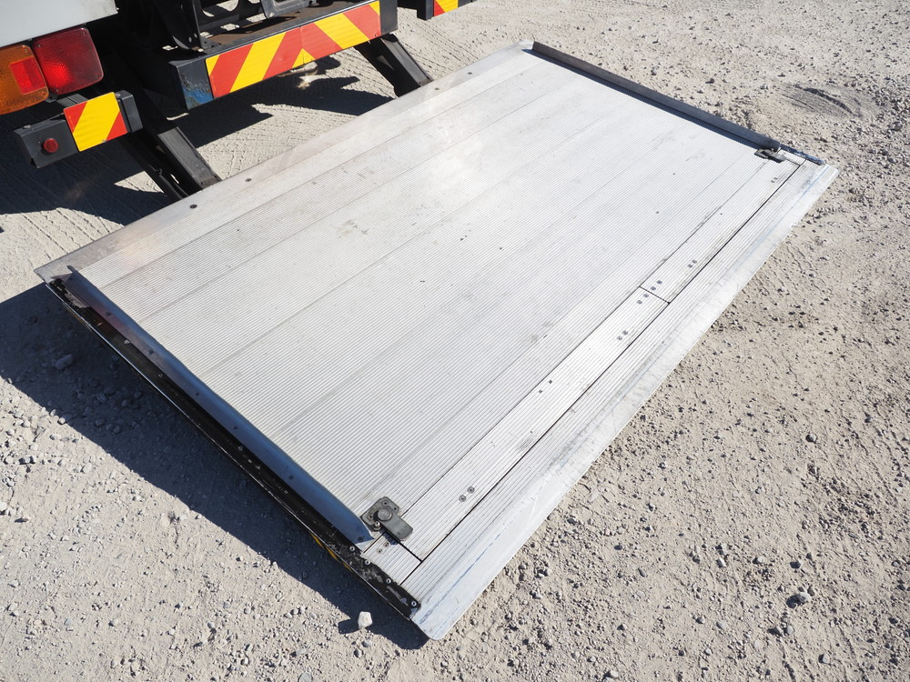 日野 レンジャー ウイング車 中型 TKG-FD7JLAG 年式 H25[写真28]