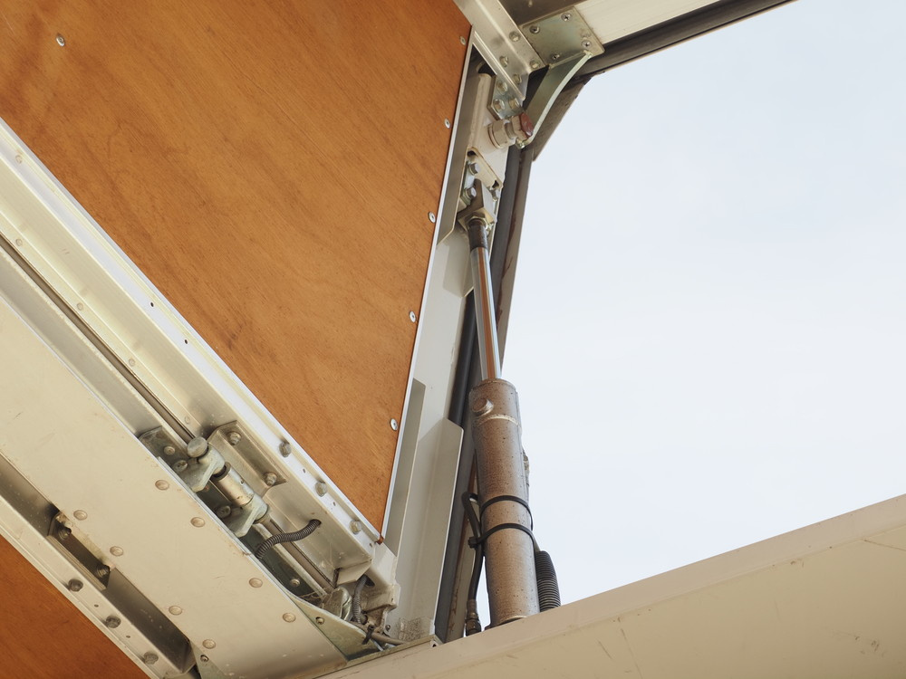 日野 プロフィア ウイング車 大型 QKG-FW1EXBG 年式 H26[写真20]