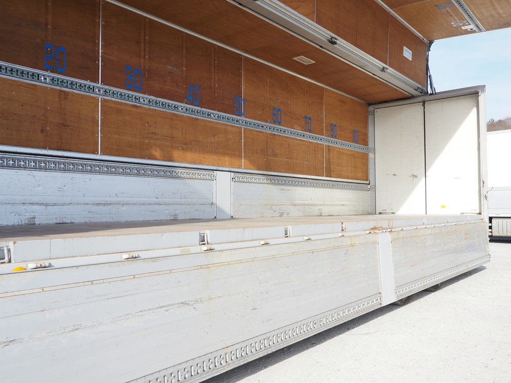 日野 プロフィア ウイング車 大型 QKG-FW1EXBG 年式 H26[写真22]