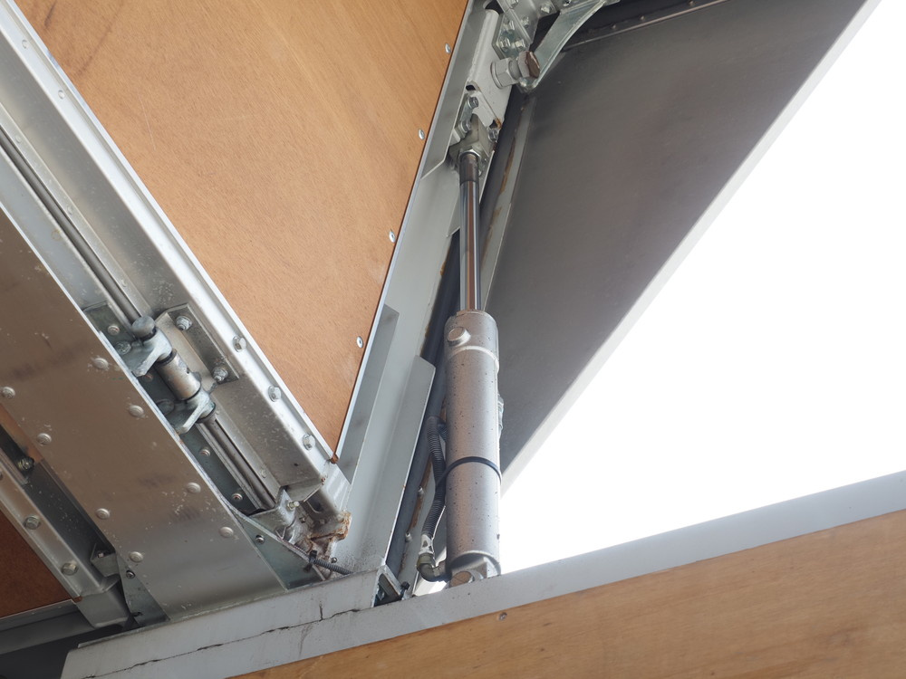 日野 プロフィア ウイング車 大型 QKG-FW1EXBG 年式 H26[写真13]