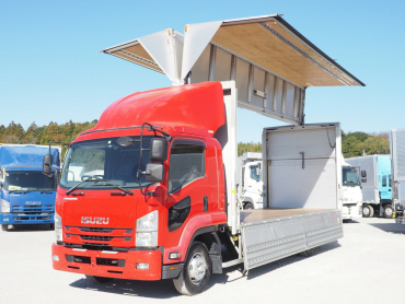 いすゞ フォワード ウイング車 中型 TKG-FRR90T2 年式 H27[写真02]