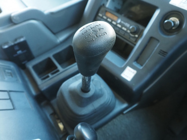 いすゞ ギガ ウイング車 大型 QKG-CYJ77A 年式 H28[写真31]